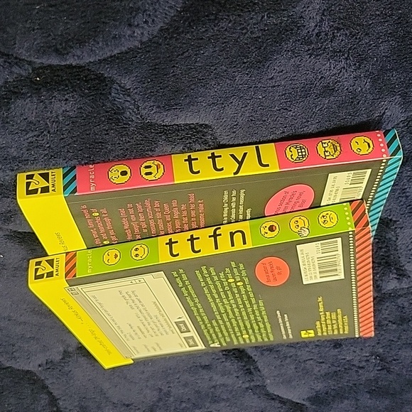 ttyl books - Picture 5 of 5